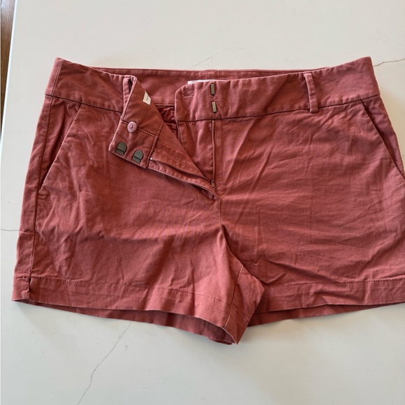 Women's Rust Shorts - Picture 2 of 3